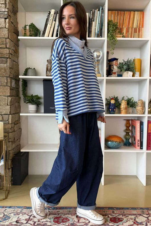 Shoreditch Classic V Sweat Iceberg & Navy